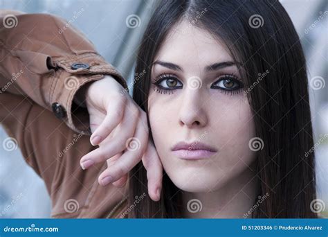 Menina De Latina Foto De Stock Imagem De Exterior Latino
