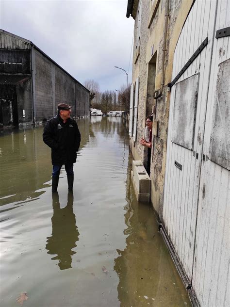 Inondations En Charente Les Jarnacais Sur Le Pied De Guerre