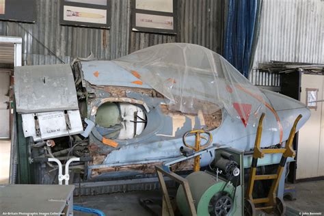 Aviation photographs of Registration: J-1526 : ABPic
