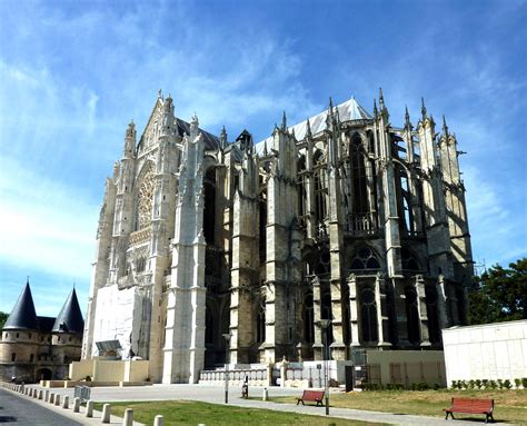 Beauvais Cathedral Tours - Book Now | Expedia