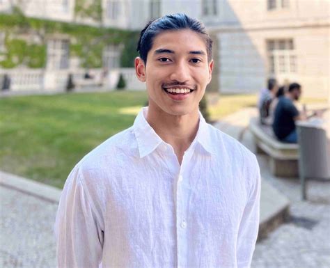 Kisah Inspiratif Evan Haydar: Dari Gresik Hingga Tembus Tesla di Jerman