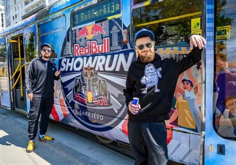 Helem Nejse Dvojac I Sr An Erceg Vodit E Red Bull Showrun U Sarajevu