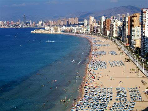 Playa de Levante / Benidorm | Mejores playas del mundo, Playa valencia ...