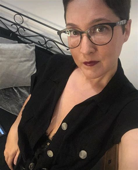 Happy MILF Monday R Rateover