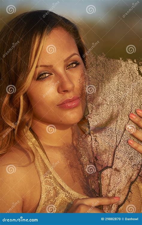 Latina Sch Nheit Auf Jamaika Strand Stockfoto Bild Von Ufer Strand