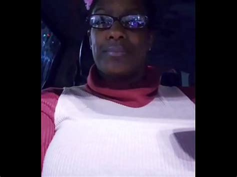 La Milf De Bano Yuki Senpai Recibe Una Polla A Lo Perrito En El Ba O De Walmart