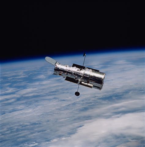 A Small Sombrero for Hubble - NASA Science