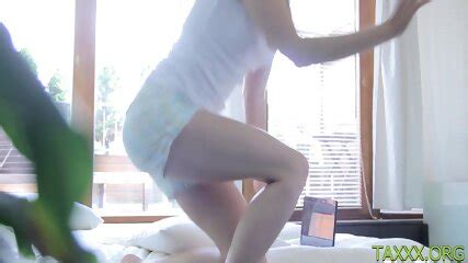 Dissolute Brunette Ariadna Explores The Slut S World