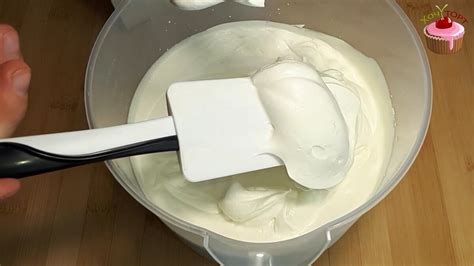 Жирные сливки в домашних условиях из молока и масла. Как сделать сливки ...