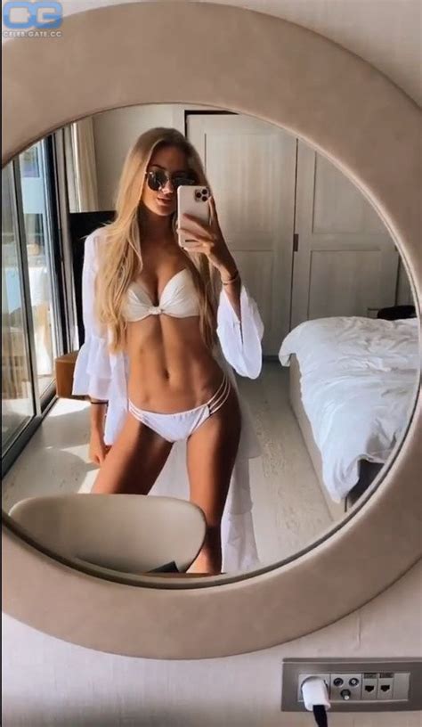 Alica Schmidt Nude Pictures Onlyfans Leaks Playboy Photos Sex Scene Uncensored