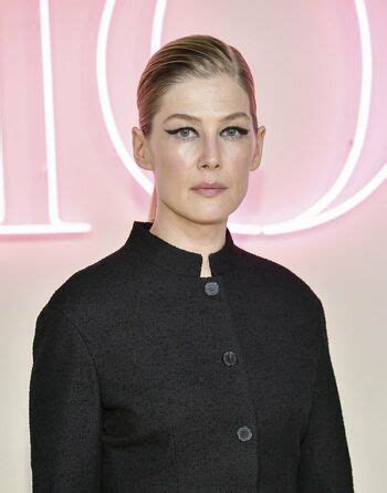 Rosamund Pike Mspike Nude OnlyFans The Fappening Plus