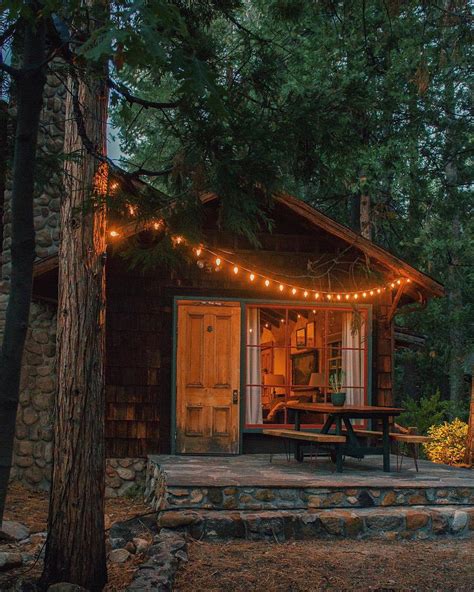 Daily Timewaster Cabin Porn