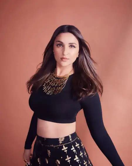 Parineeti Chopra Top Hot Pics And Photo