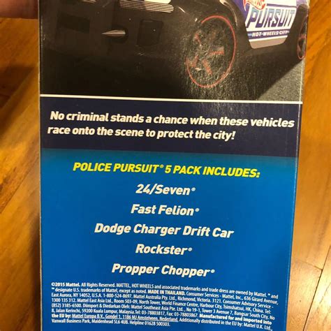 Hot Wheels Police Pursuit Pack Hobbies Toys Toys Games On Carousell