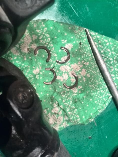 Крестовины кардана часть 2 — Suzuki Liana, 1,6 л, 2005 года | своими ...