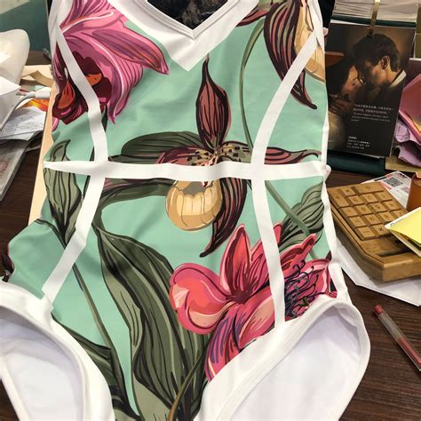 One Piece Swimsuit Sexy Swimwear Women Cut Out Push Up Bathsuit Bandage Bathing Suit Hot Bathing