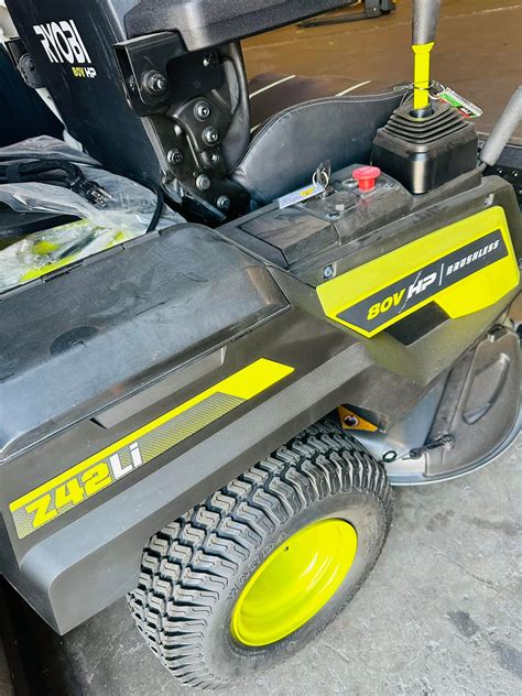 Customers debate the tampa liquidation center return and warranty policy 21