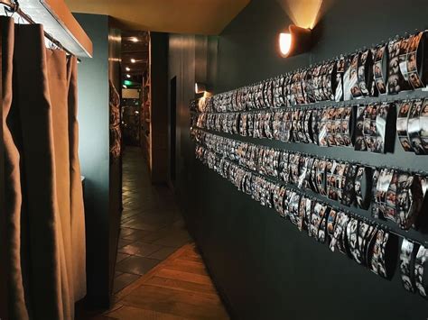 Young Joni – VisitToUSA