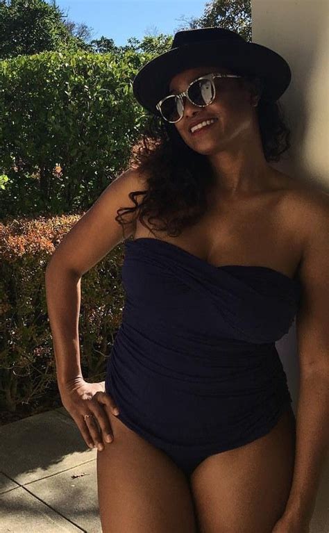 Latest Hot Tatyana Ali Bikini Pics