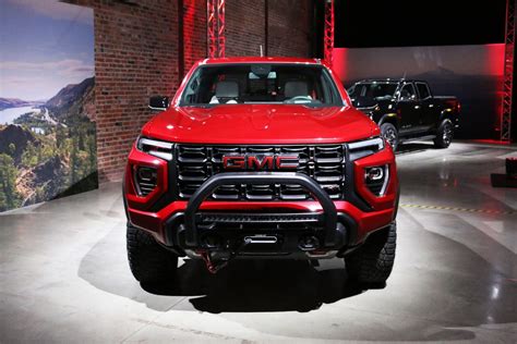 2023 GMC Canyon Is a Mean Off-Road Machine - CNET