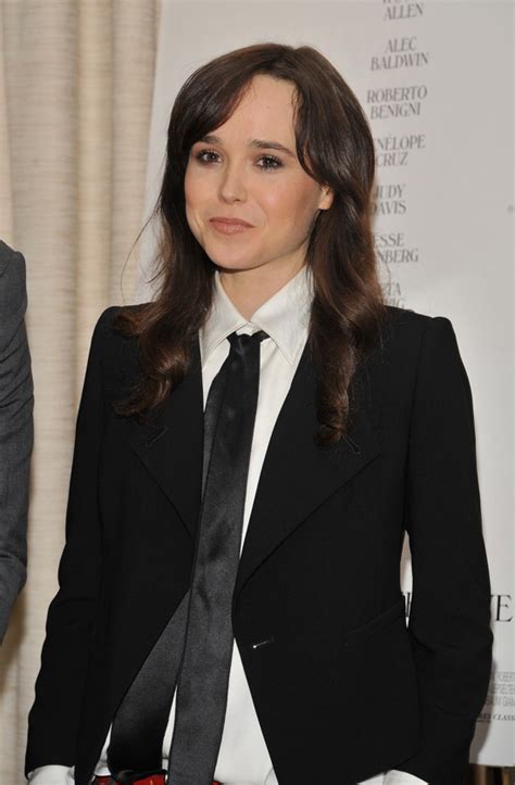 AfterEllen S Best Lesbian Week Ever June 16 22 HuffPost Voices