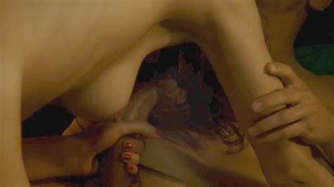 Q Desire Nude Pics Page 3