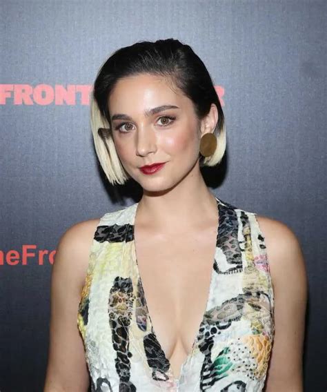 Molly Ephraim Hot And Sexy Bikini Pictures Woophy