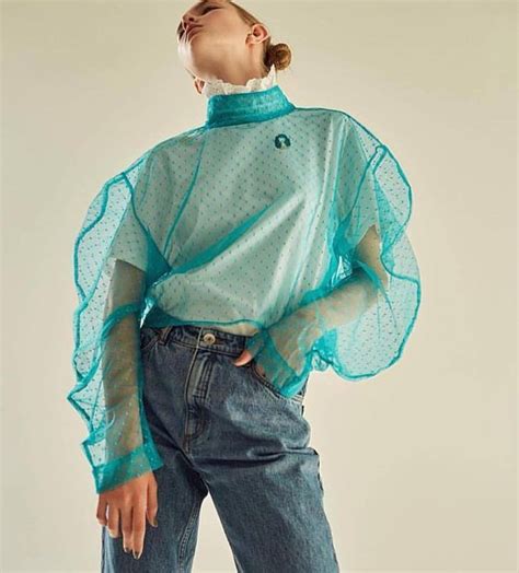 блузка из прозрачной ткани | Fashion poses, Fashion design, Style