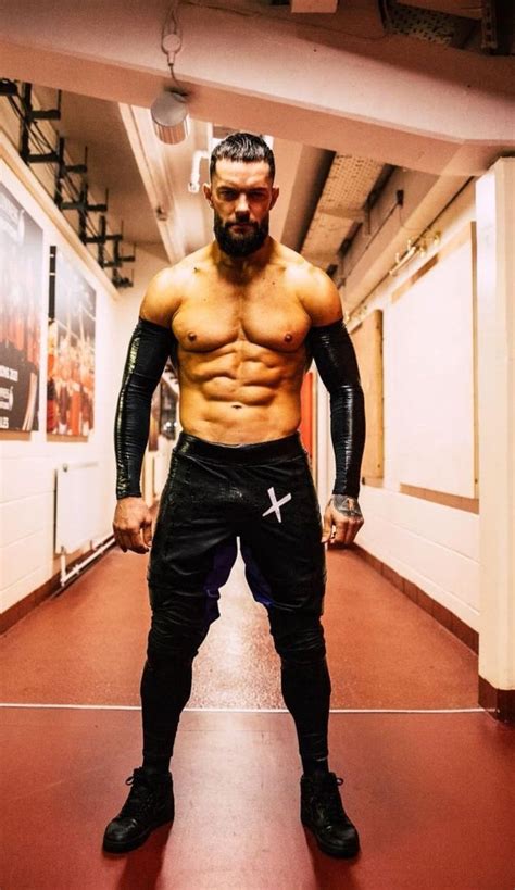 Hemsworth S Slut On Twitter Just Waiting To Destroy Some Pussy