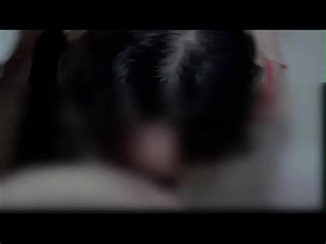 Femme japonaise mariée en lingerie sexy suce et colle sa caméra XVIDEOS