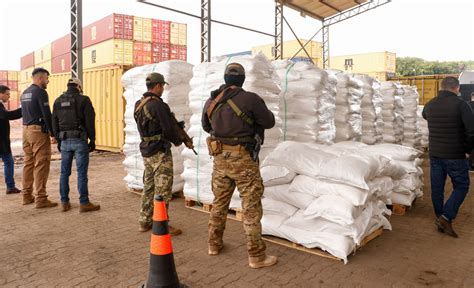 Hallan Cargamento De Coca Na En Contenedores Con Destino A B Lgica