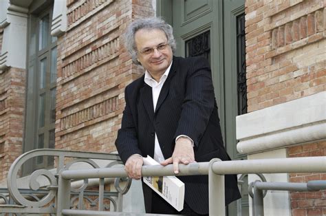 Casa Árabe Encuentro Con El Escritor Amin Maalouf