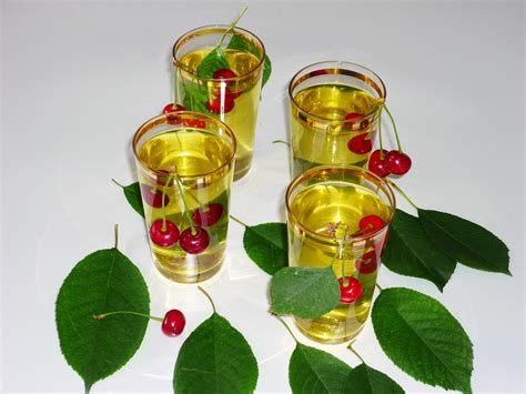 Чай из листьев вишни. Польза и вред.