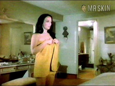 Sexiest Entre ficheras anda el diablo La pulquería 3 1983 Nude Scenes Top Pics Videos Mr