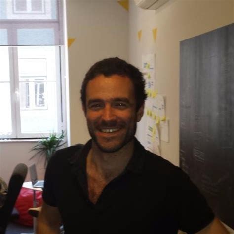 Daniel Moreira Medium