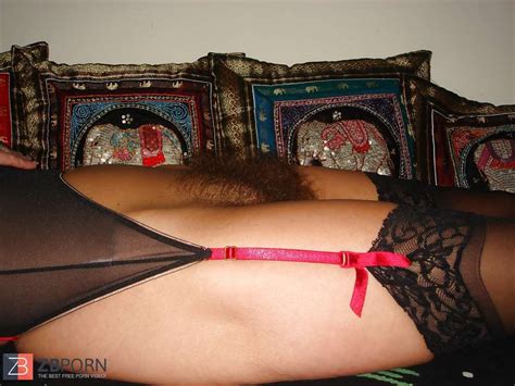 INEXPERIENCED FUR COVERED GRANNY ZB Porn