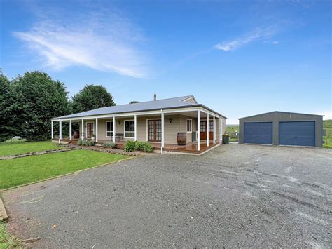 19 Hill Street Taralga Nsw 2580 Domain