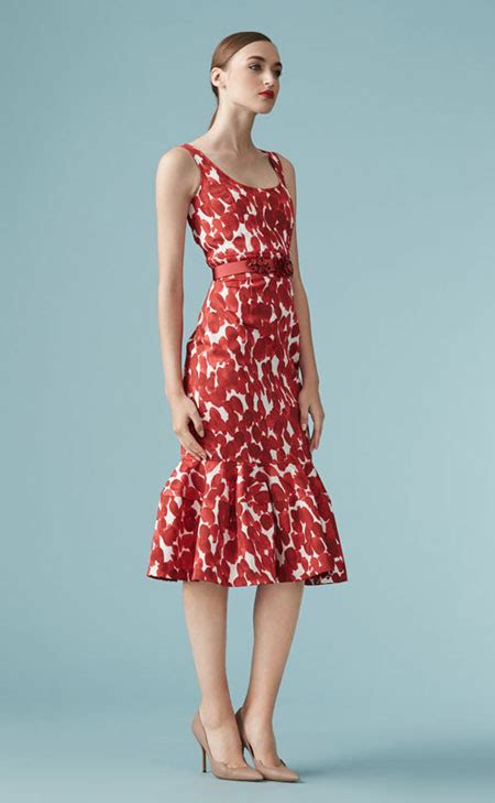 Amazing Deals – 6 Carolina Herrera Dresses to Grab Right Away! | Lovika