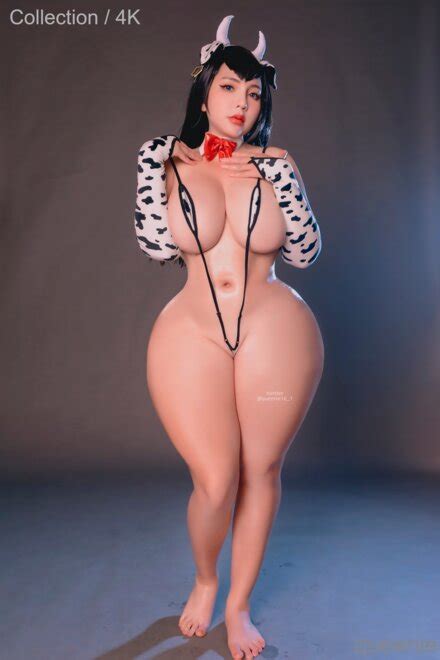Queenie Chuppy Cow Cosplay Pics Queenie Chuppy Satsuki Cow 6 Porn Pic