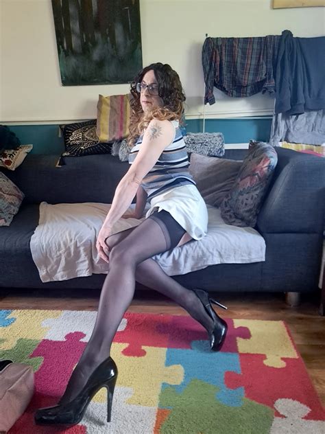 Danni Gets So Horny In Stockings And Heels Pics Xhamster