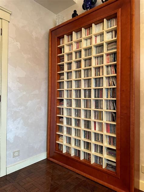 Стеллаж из ясеня для коллекционных дисков заказать - Дисков в Москве