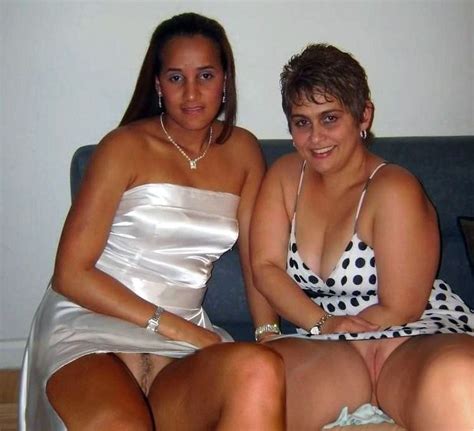 Lesbian Milf Nude Photo 4