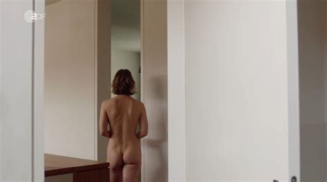 Naked Katrin Röver in Nie mehr wie es war