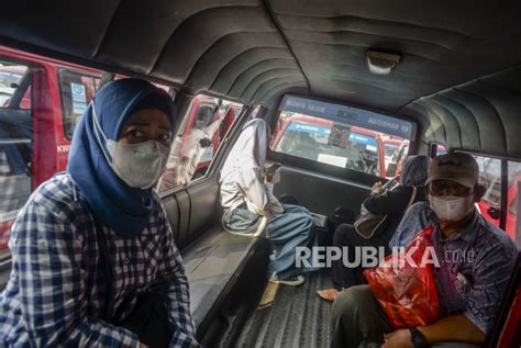 Tarif Angkot Di Cirebon Naik Masyarakat Dimohon Maklum Republika Online