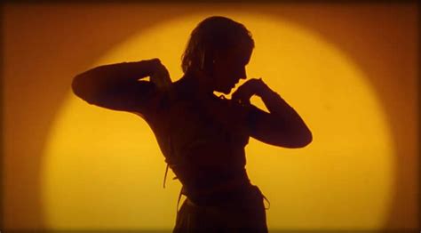 Tove Styrke Estrena Su Nuevo Sencillo Y Video Youyouyou Adelanto De