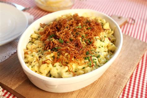 Liechtenstein “Käsknöpfle” | Recipe - velontour.info