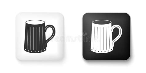 Black And White Wooden Beer Mug Icon Isolated On White Background