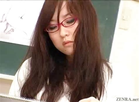 Japanese Nude Art Class Has Live Demonstration At DrTuber