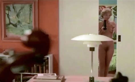 Naked Pauline Rehne In Pengene Eller Livet