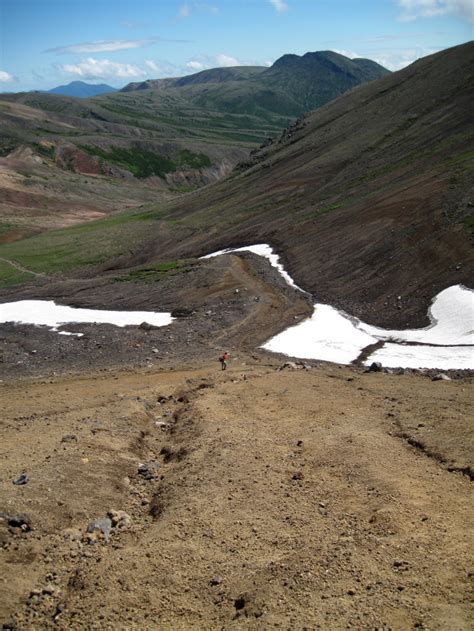Love Japanese Hot Springs At Nakadake Onsen In Hokkaido You Can Dig Your Own SoraNews